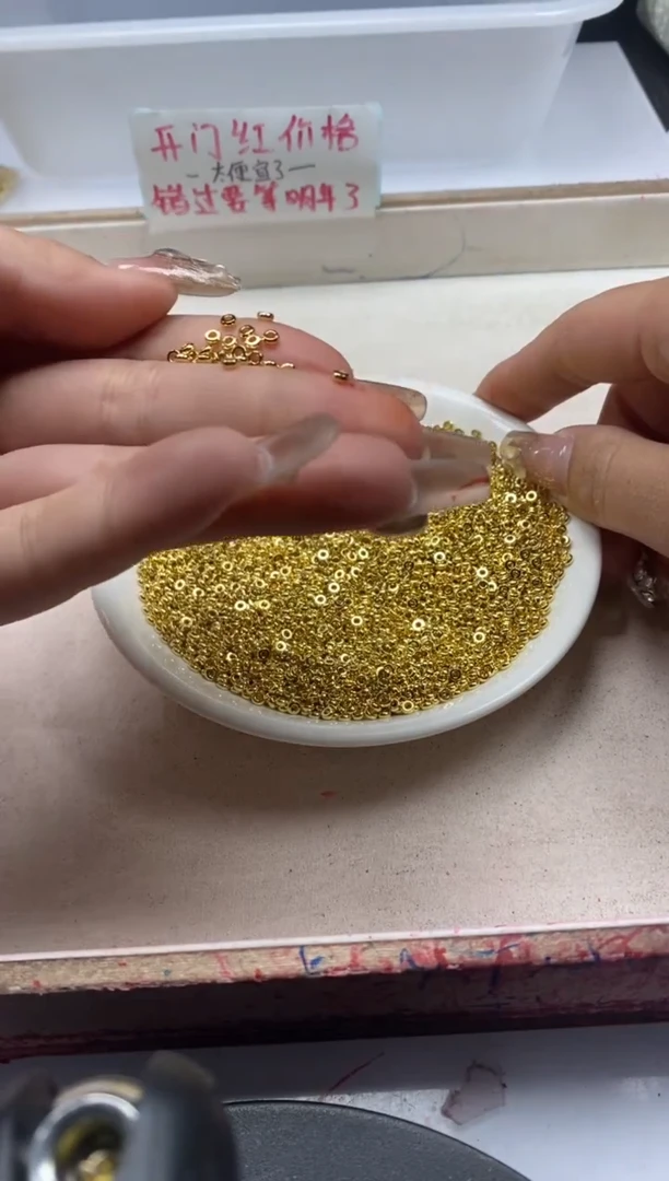 【闪购商品】玛瑙/玉髓颈饰银S800镶嵌x878金垫片3mm*100颗