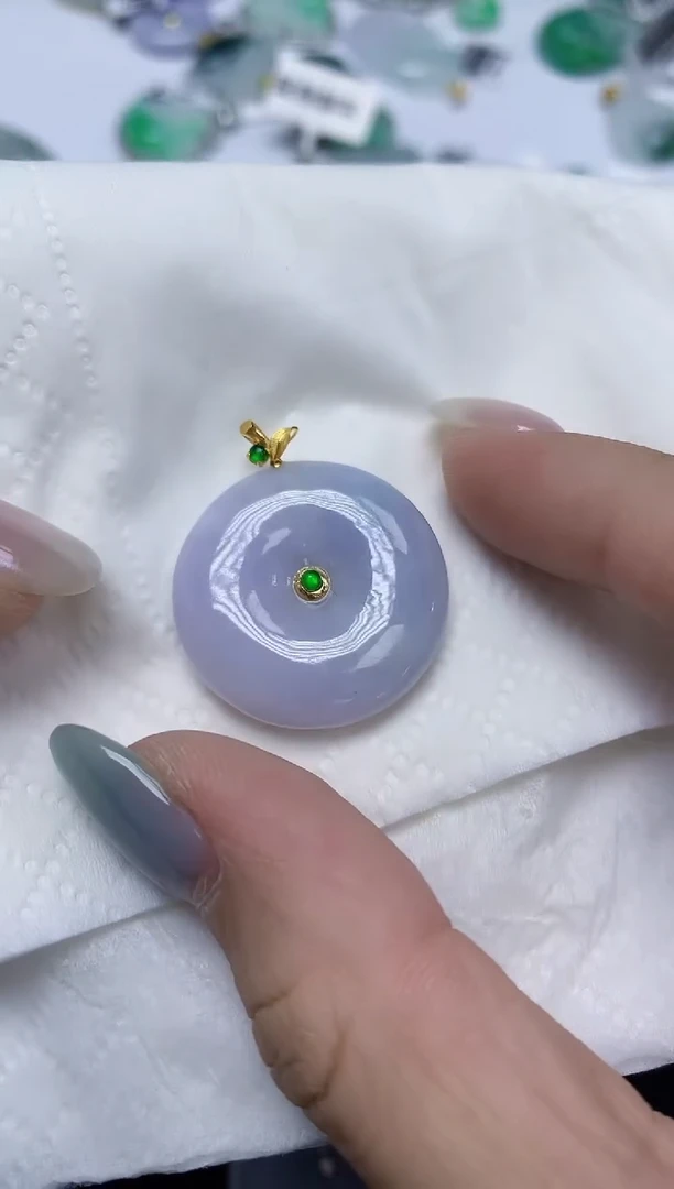 翡翠18K金镶嵌颈饰天然缅甸翡翠A货