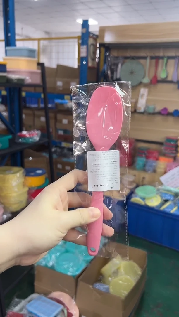 硅胶发两个 粉色 小全包密勺