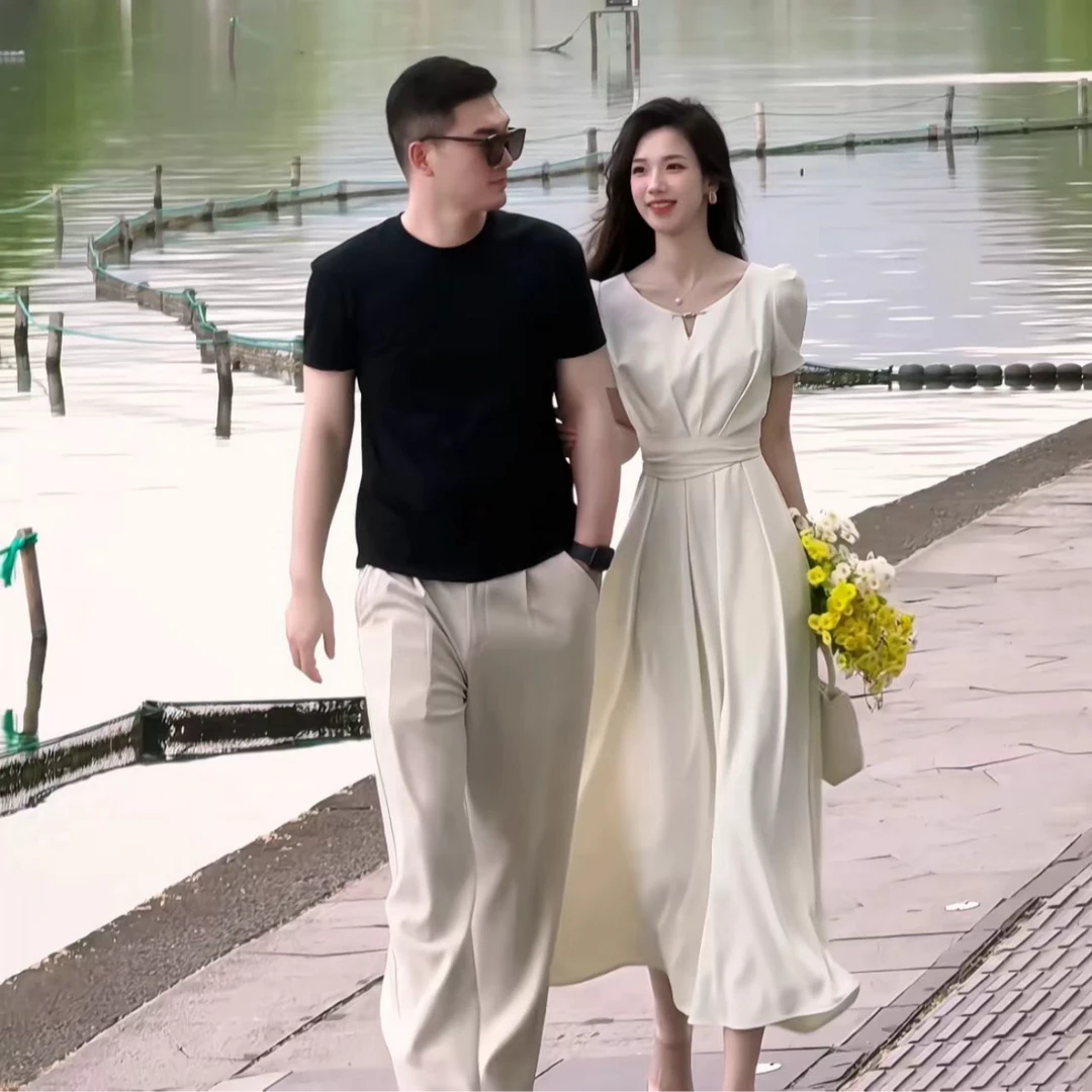 【筱安】2025夏季新气质时尚百搭长裙女收腰显瘦赫本风连衣裙D1467