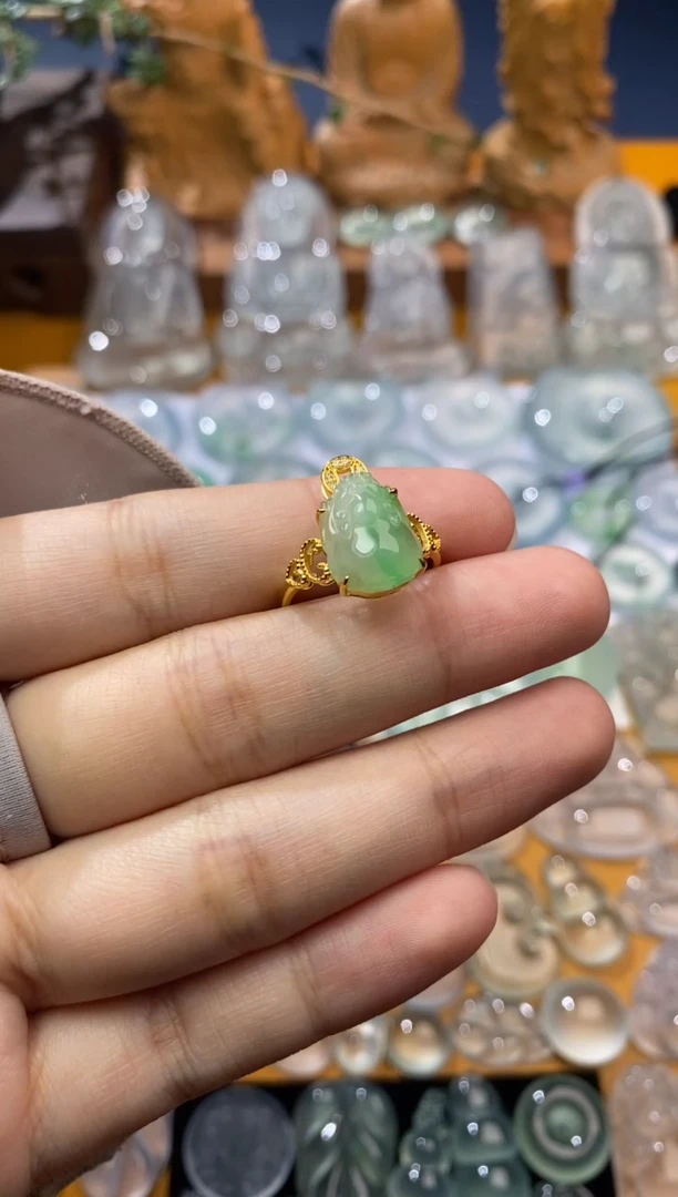 【闪购商品】定制翡翠18K金镶嵌定制翡翠戒指貔貅镶嵌费不退不换