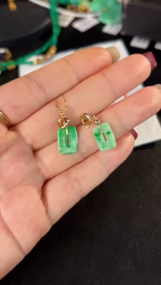 【闪购商品】翡翠颈饰未镶嵌缅料A货/多样性发货/一件