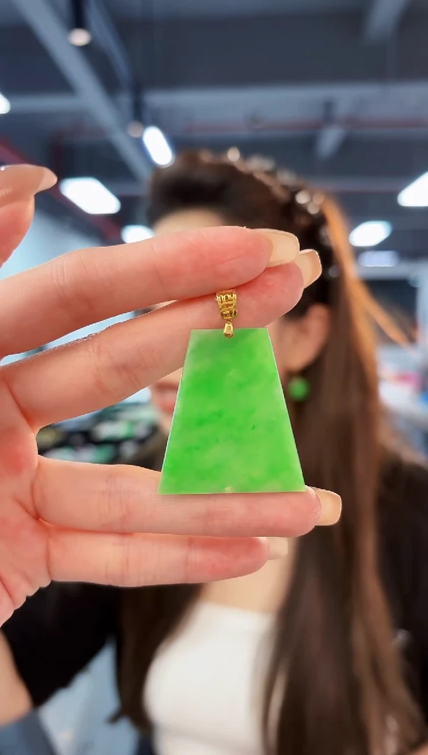 翡翠18K金镶嵌颈饰 缅料A货/支持复检/一件