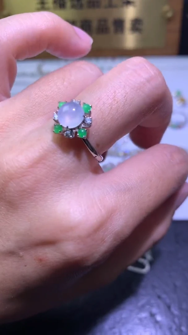 颈饰银S925镶嵌翡翠净货