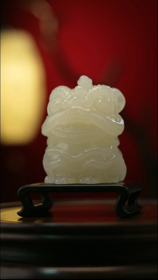 玉【醒狮】天然玉石手把件