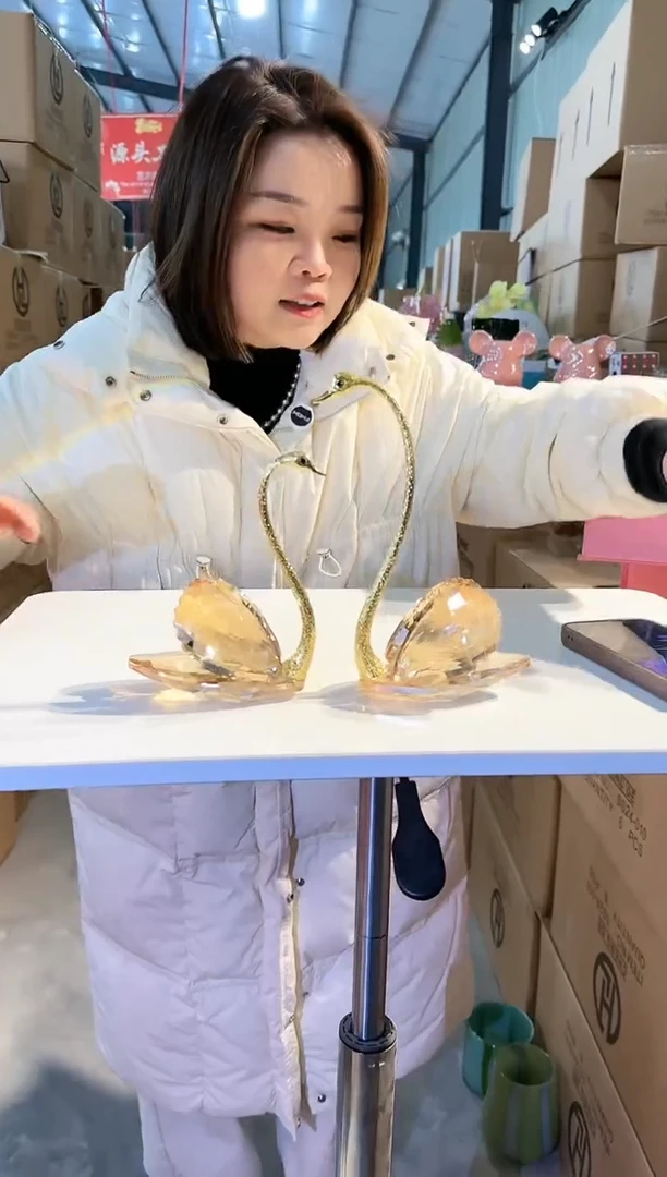 【闪购商品】有机玻璃优品花器Q-早94