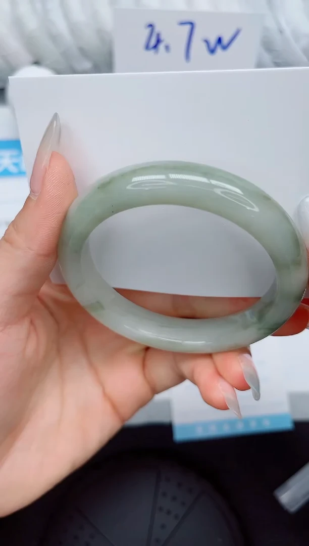 石英质玉手镯未镶嵌198-58.4