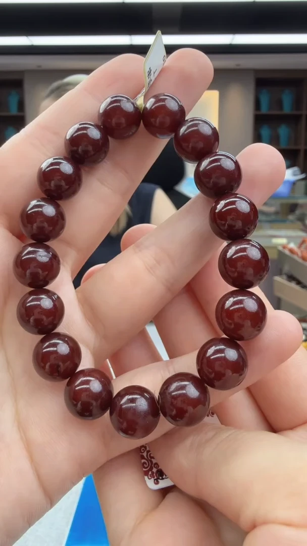 未镶嵌琥珀手链42秒拍号 假一罚三