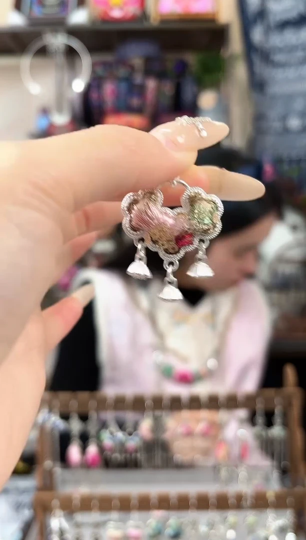 织绣民族风非遗老绣苗银饰品531*