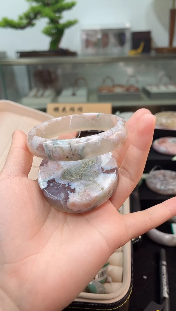 未镶嵌手镯石英质玉63圈口（赠品镯心）S95412