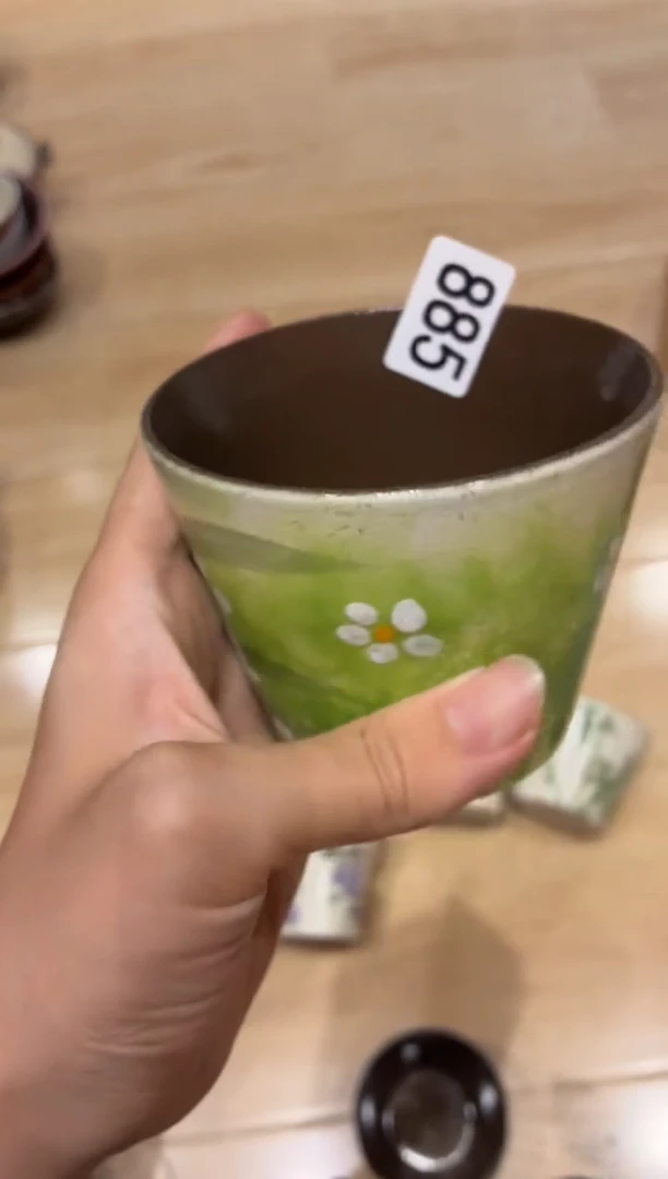 瓷片º**?885微瑕绿色手握杯1个