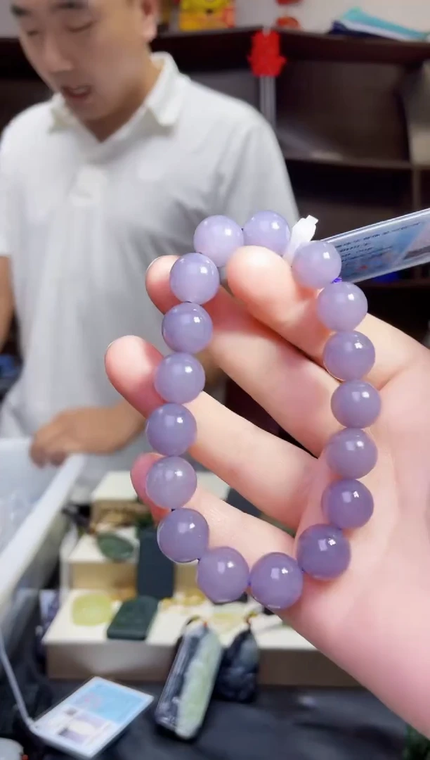 和田玉未镶嵌颈饰1