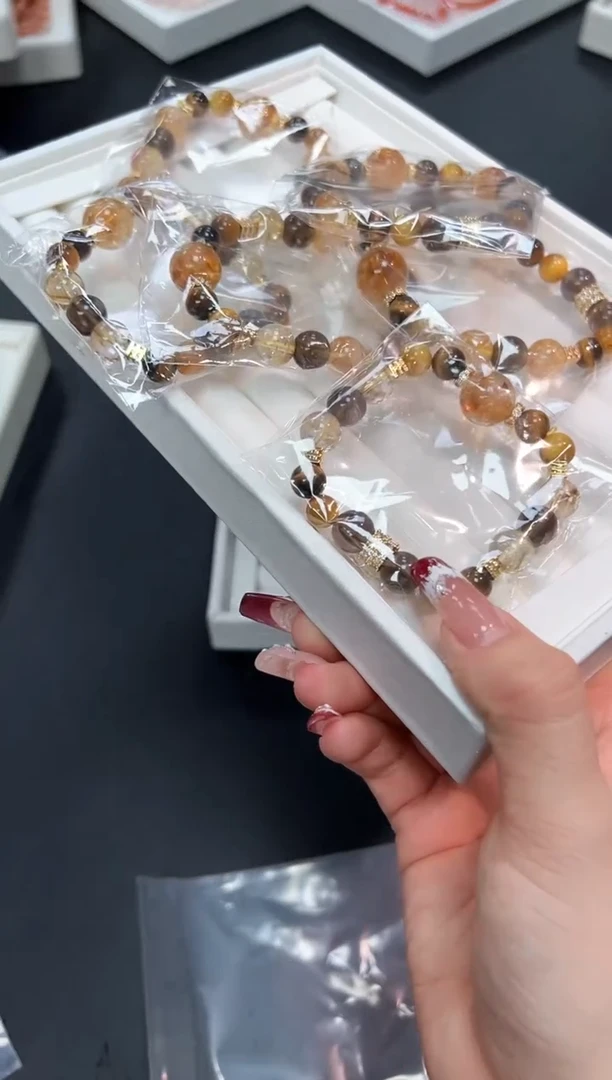 【闪购商品】水晶手串未镶嵌16A2多样性发其一1条默认微瑕