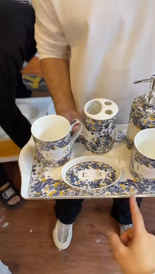 杯鸿辉家品牌瓷器，京东包邮！