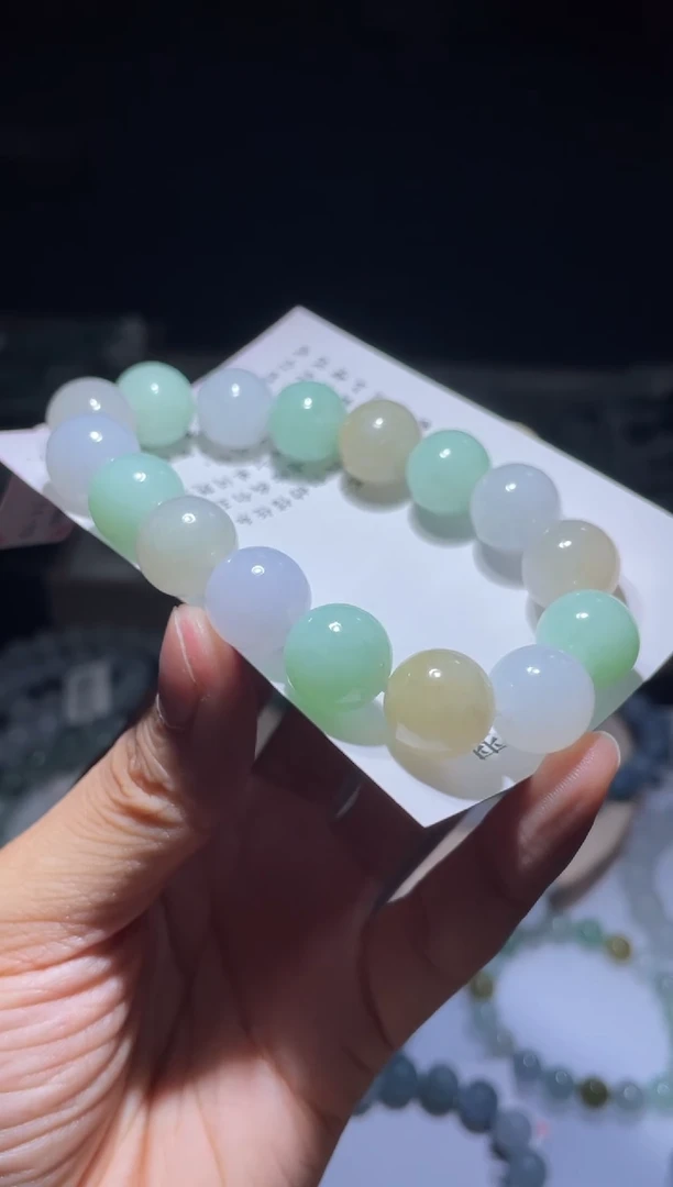 未镶嵌定制翡翠翡翠手串