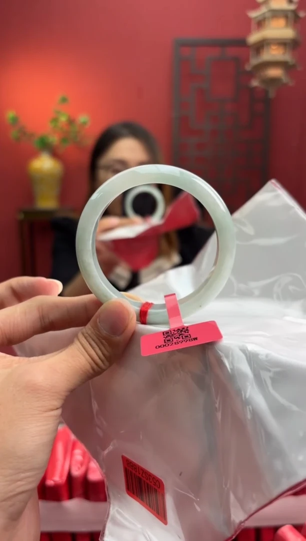 未镶嵌手镯翡翠翡翠手镯5