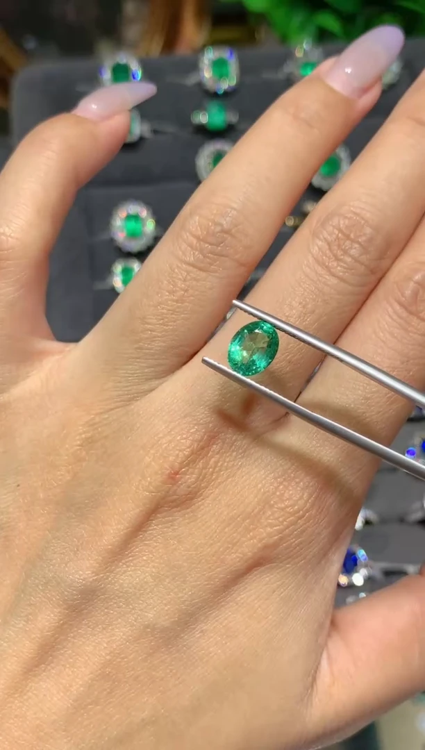 裸石未镶嵌祖母绿1.2CT