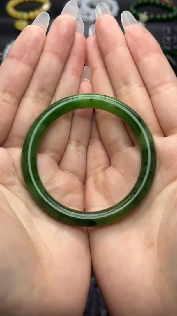 未镶嵌手镯和田玉54+圈口