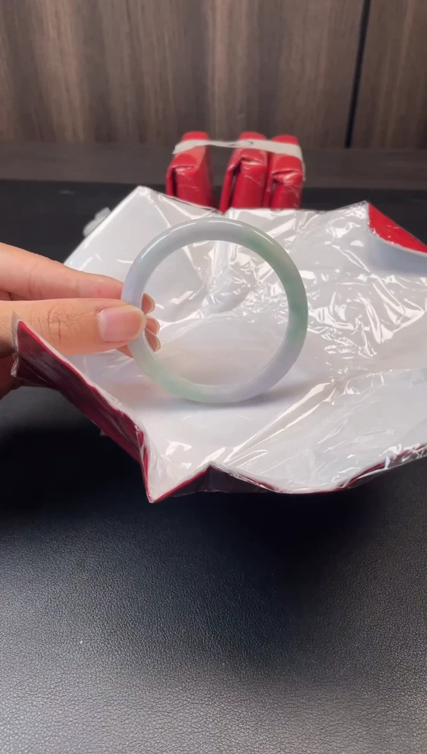 未镶嵌手镯翡翠667