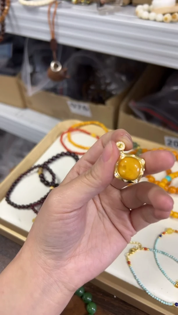 银S925镶嵌项链蜜蜡蜜蜡蛋面银镶嵌款吊坠[1174]