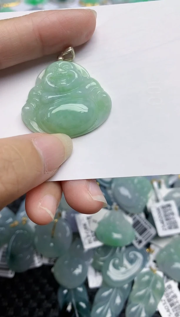 翡翠未镶嵌颈饰天然翡翠A货