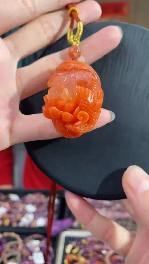 【闪购商品】南红玛瑙吊坠(赠链)未镶嵌420