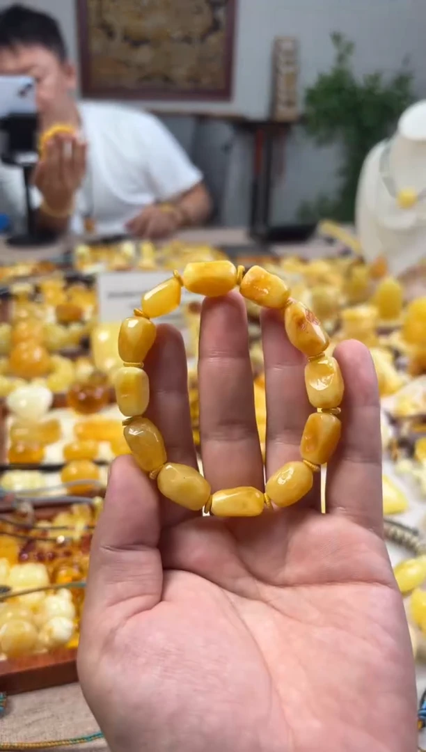 未镶嵌琥珀裸石原石手串16g