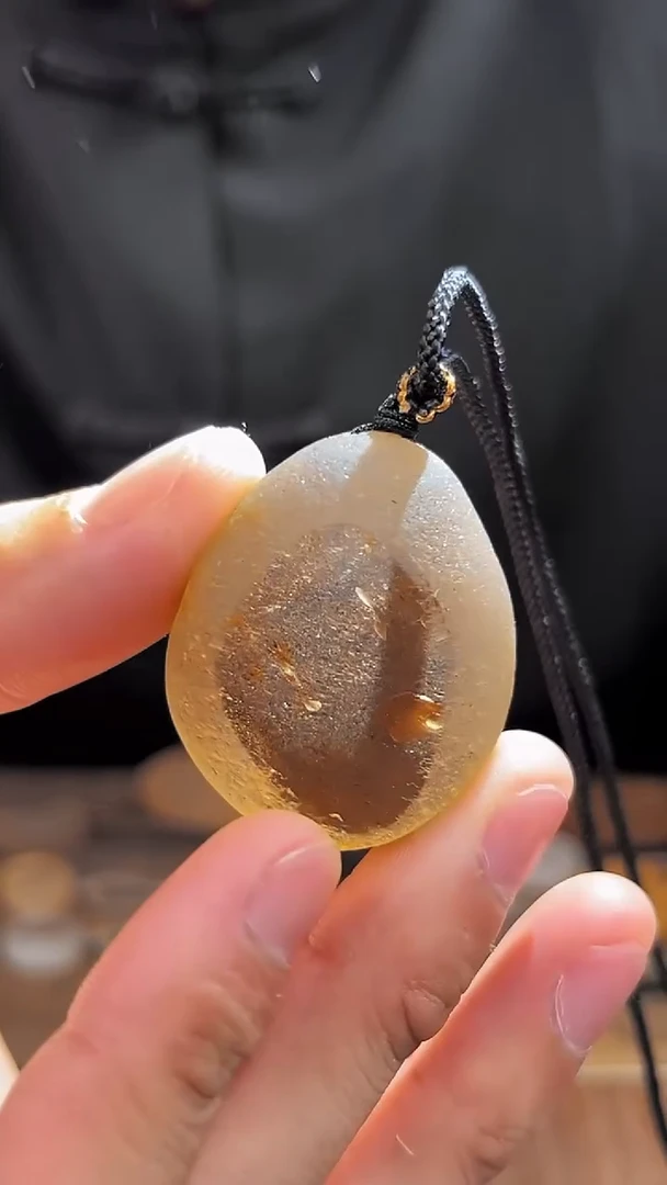 未镶嵌吊坠(赠链)水晶水晶