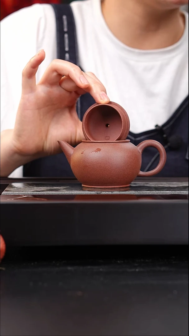 茶壶紫砂陈鹏欢全手工四号井底槽青水平180cc