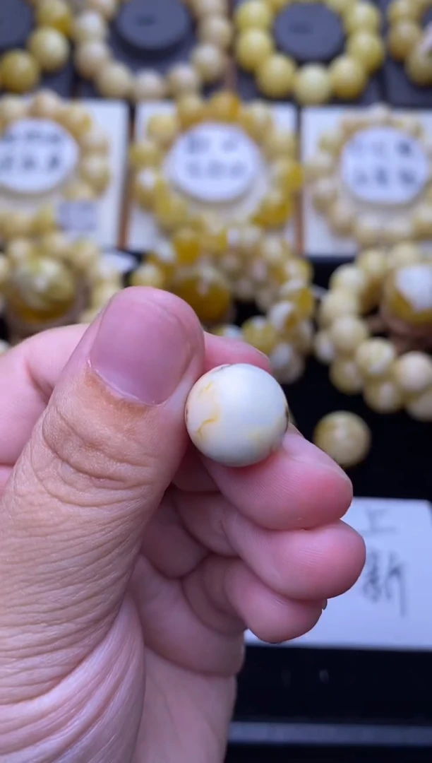 裸石琥珀未镶嵌 大小姐珠宝严选18