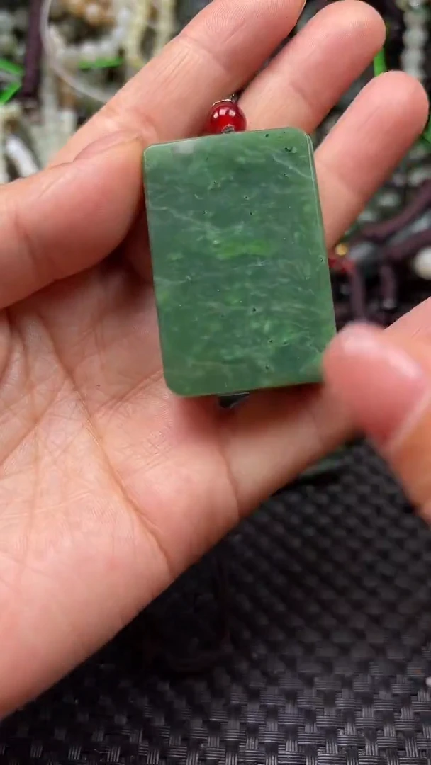 【闪购商品】和田玉颈饰未镶嵌.