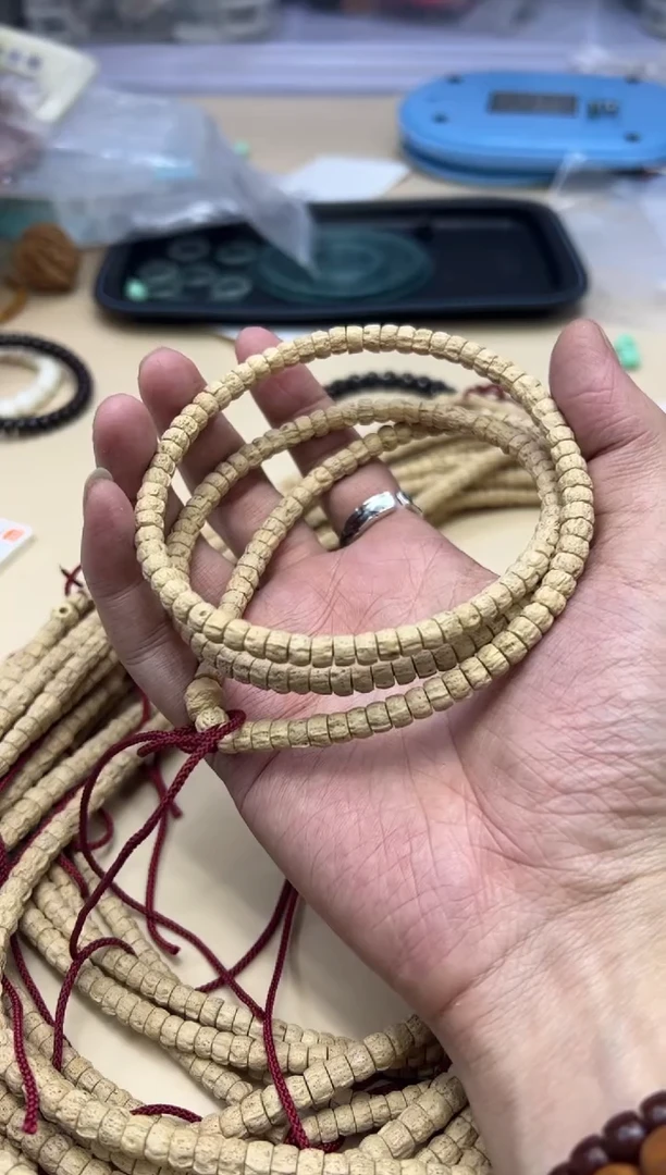 【闪购商品】柏香籽/百香籽吊坠012607 百香热振方块顺脖挂