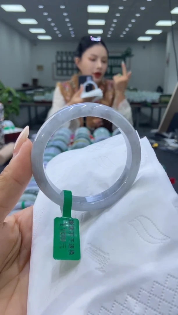 未镶嵌手镯翡翠0002025