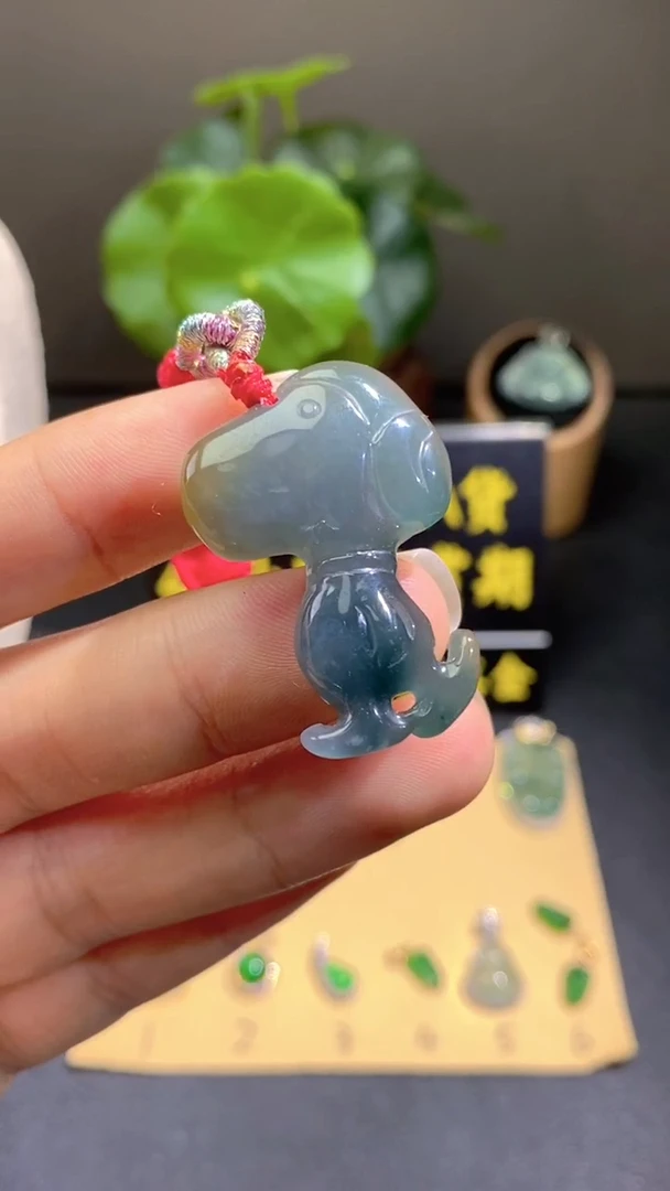 颈饰18K金镶嵌翡翠翡翠A货