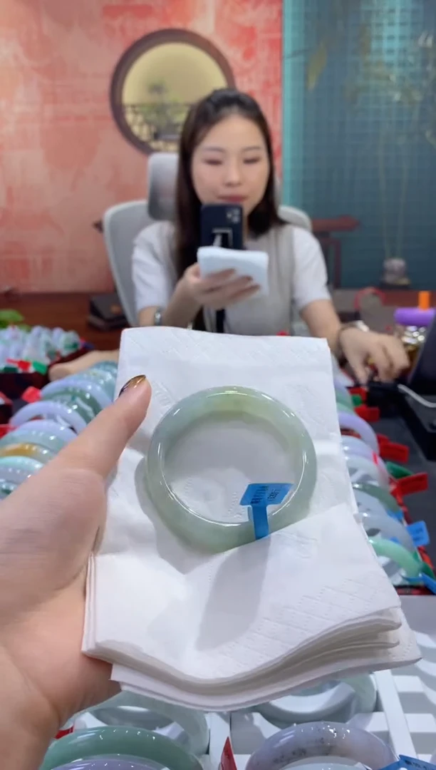 未镶嵌手镯翡翠0045000