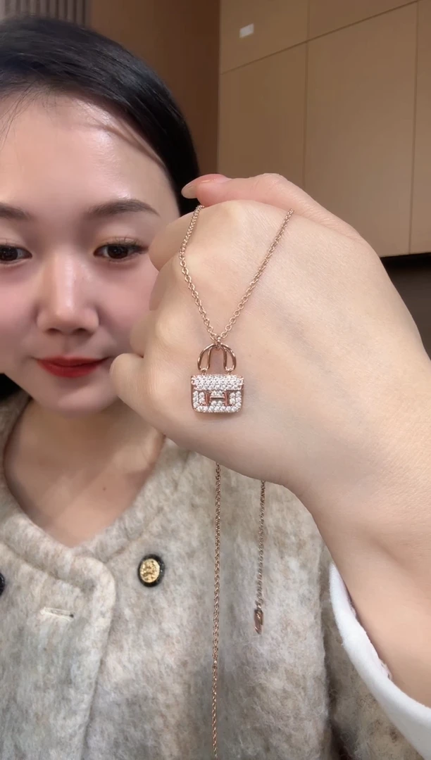 【闪购商品】钻石套链18K金镶嵌康康包K玫