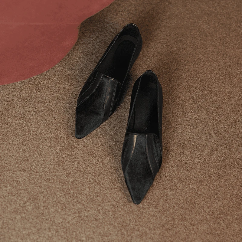 真皮复古气质尖头低跟深口单鞋女2025新款春秋拼接舒适百搭小皮鞋