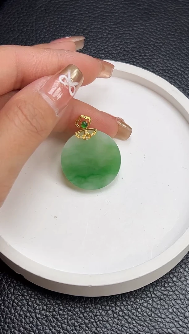 【闪购商品】翡翠颈饰18K金镶嵌K505-146 无事牌