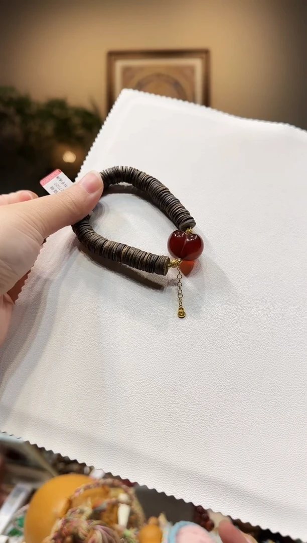 手链血珀未镶嵌手链