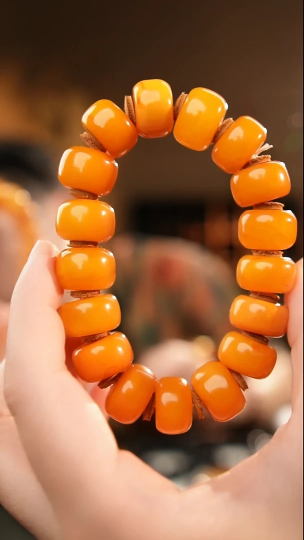 琥珀颈饰未镶嵌16+蜜蜡手串