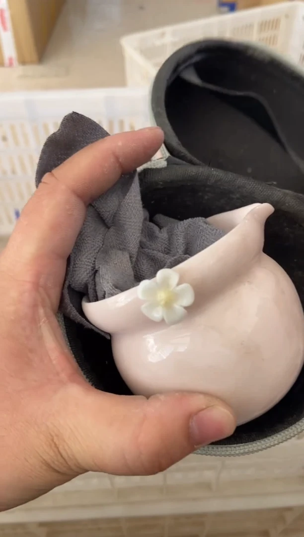 杯无运费险有瑕疵的摄影的产品有使用过的痕迹有点脏介意勿拍杯