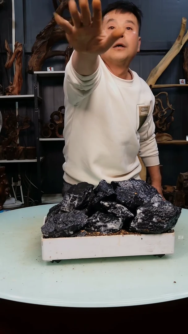 【闪购商品】木随机发货一筐青龙石10斤29.9