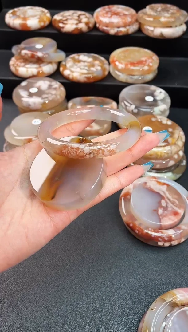 手镯玛瑙/玉髓未镶嵌石英质玉56圈55/56带(赠送镯心)