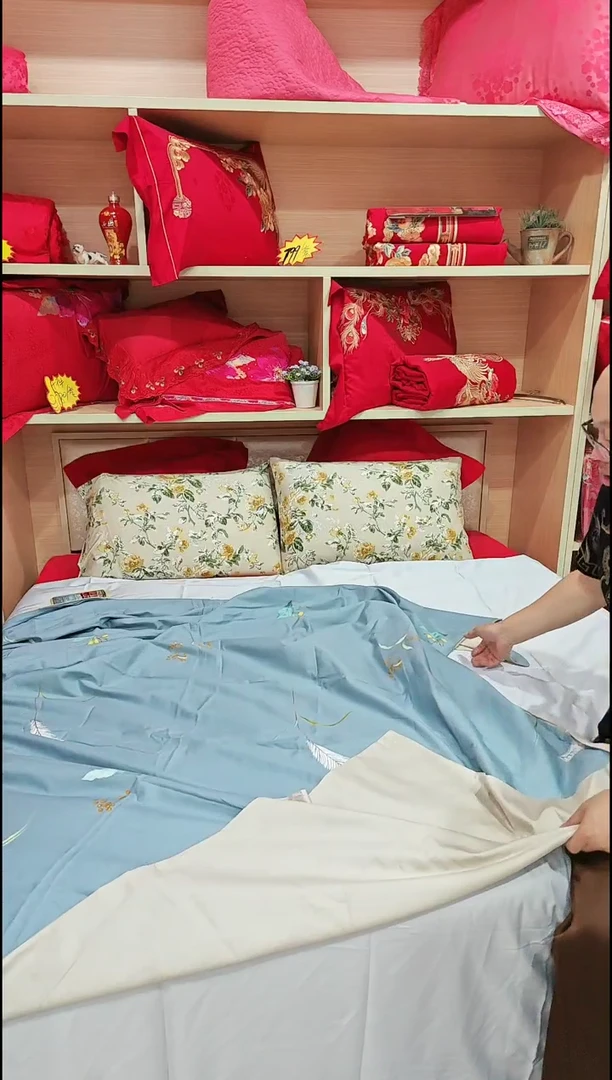 棉全棉被套2.0*2.3a版有稍色，
