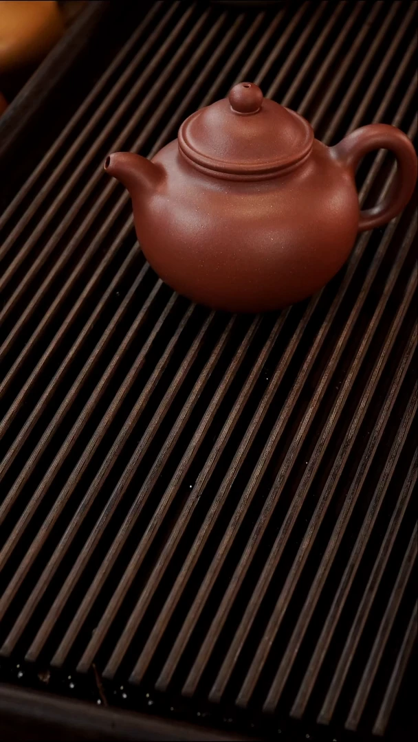 紫砂茶壶半手康康掇球壶