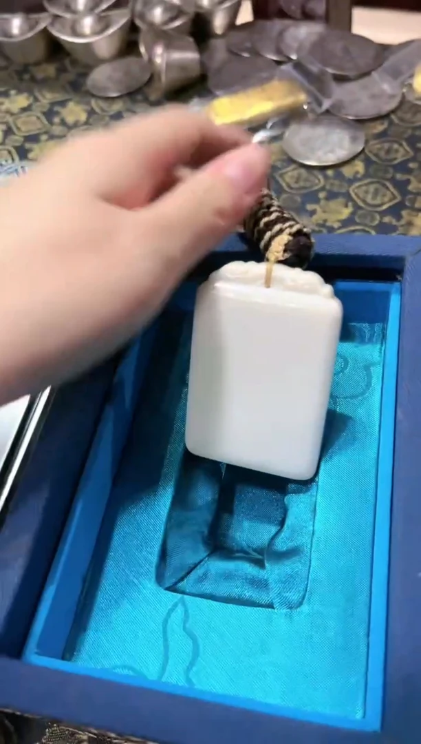 【闪购商品】和田玉颈饰未镶嵌Y002