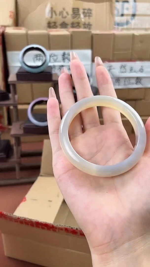 手镯玛瑙/玉髓未镶嵌玉髓香槟金半镯