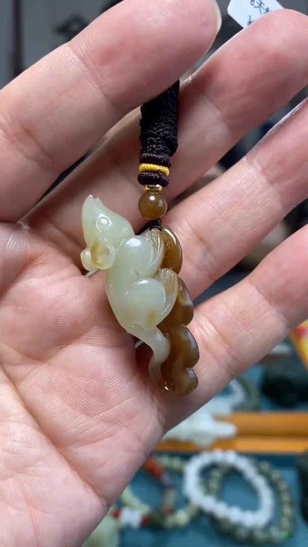 颈饰未镶嵌和田玉44