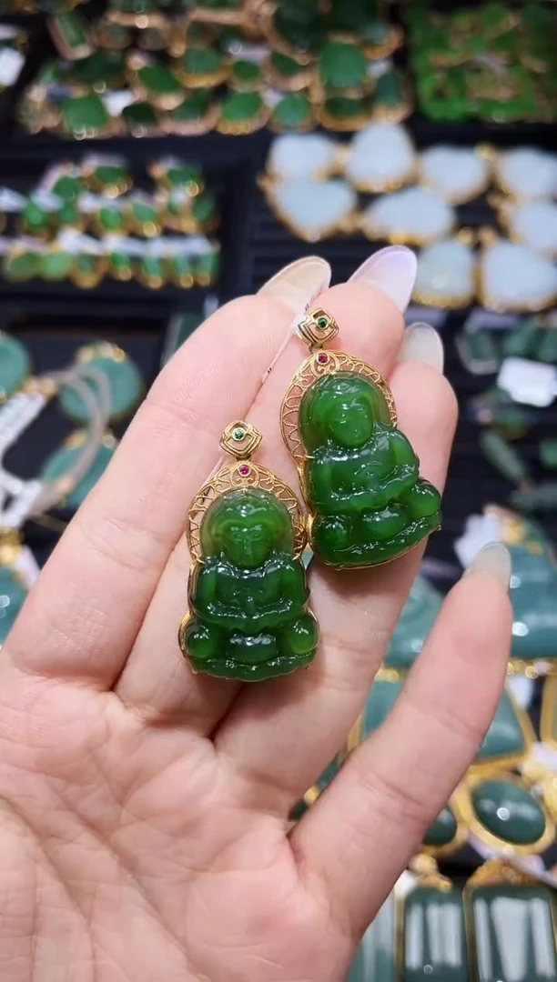 和田玉18K金镶嵌吊坠(赠链)多样性发一Z