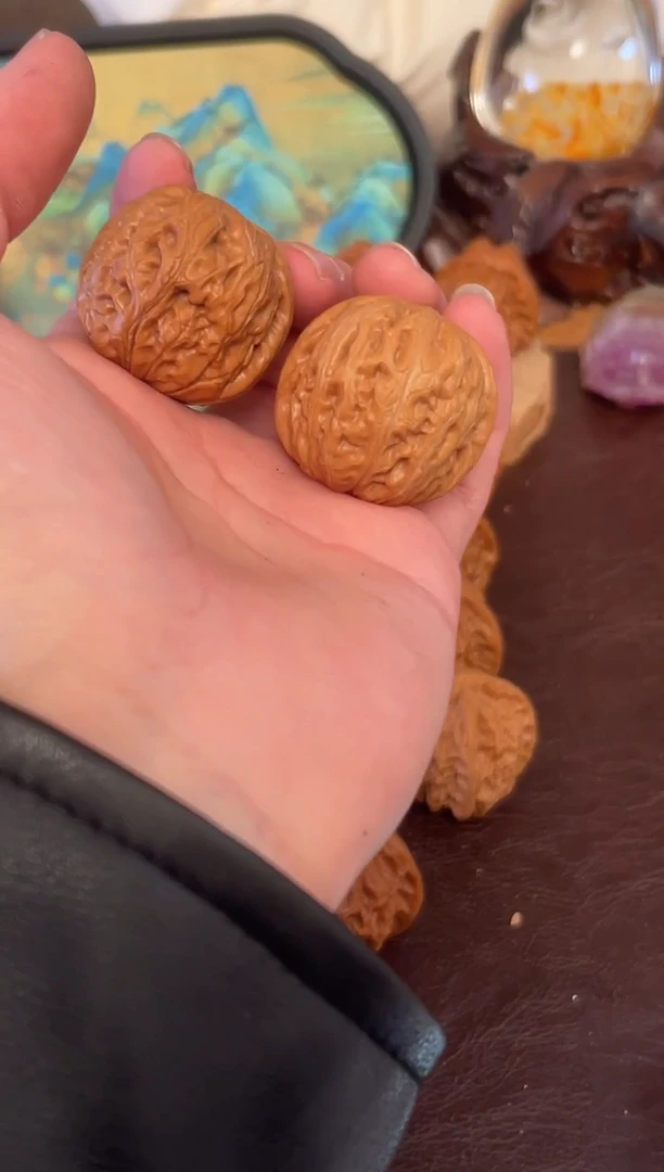 吊坠文玩核桃边34肚38元宝